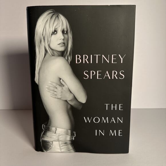 The Woman in Me by Britney Spears (2023, Hardcover / Hardcover) 1st Edition - Picture 1 of 9